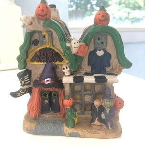 Halloween Robe and Hat Shop Village Lamp NO CORD